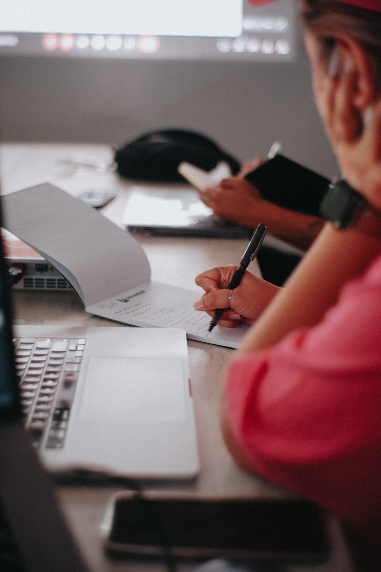 How sourcing works